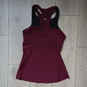 Lululemon Burgundy Tank Top With Built-in Bra Mesh Detail at the back Size 6